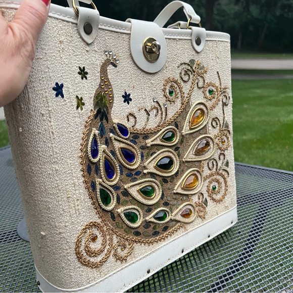 Vintage 1960's Jeweled Sequined/Rhinestones Peacock wood bottom Purse - Picture 10 of 16